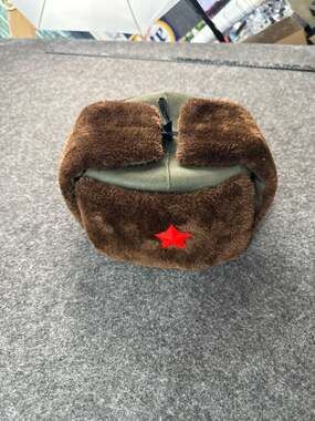 Red Star Hat Winter Warm Lei Feng Cap Chinese Army Mao Communist Party 1Pcs